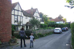Old Barn Cottage Street.JPG (297982 byte)